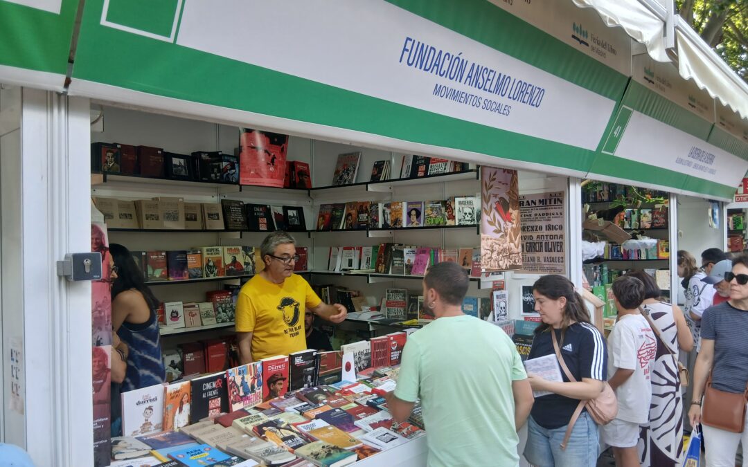 Un año más, divulgando la Idea en la Feria del Libro de Madrid